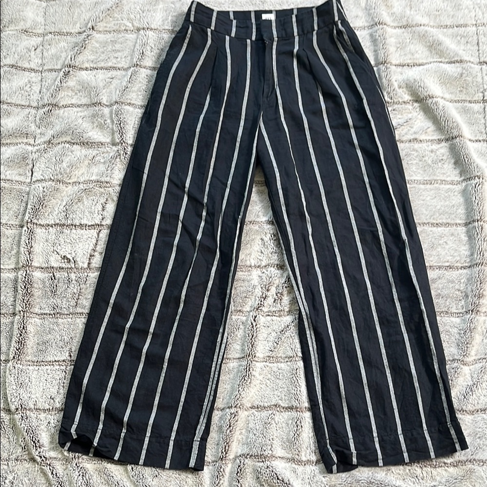 GAP Black and White Wide-Leg Pants